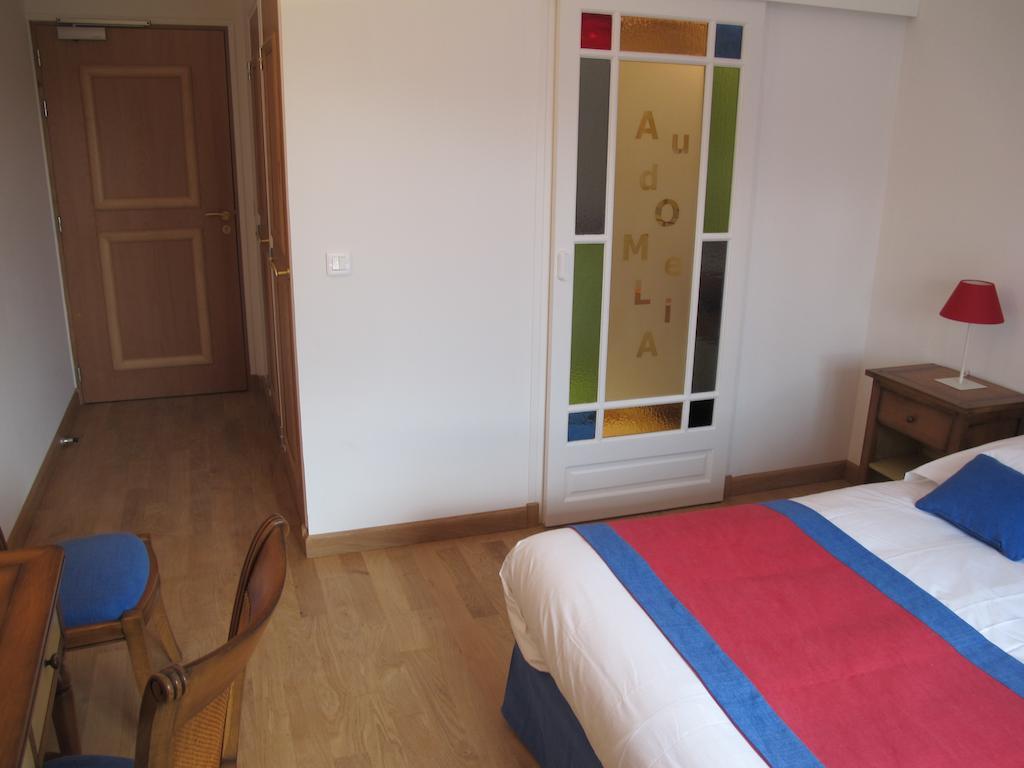 Au Domelia Provinois Hotel Cerneux Habitación foto